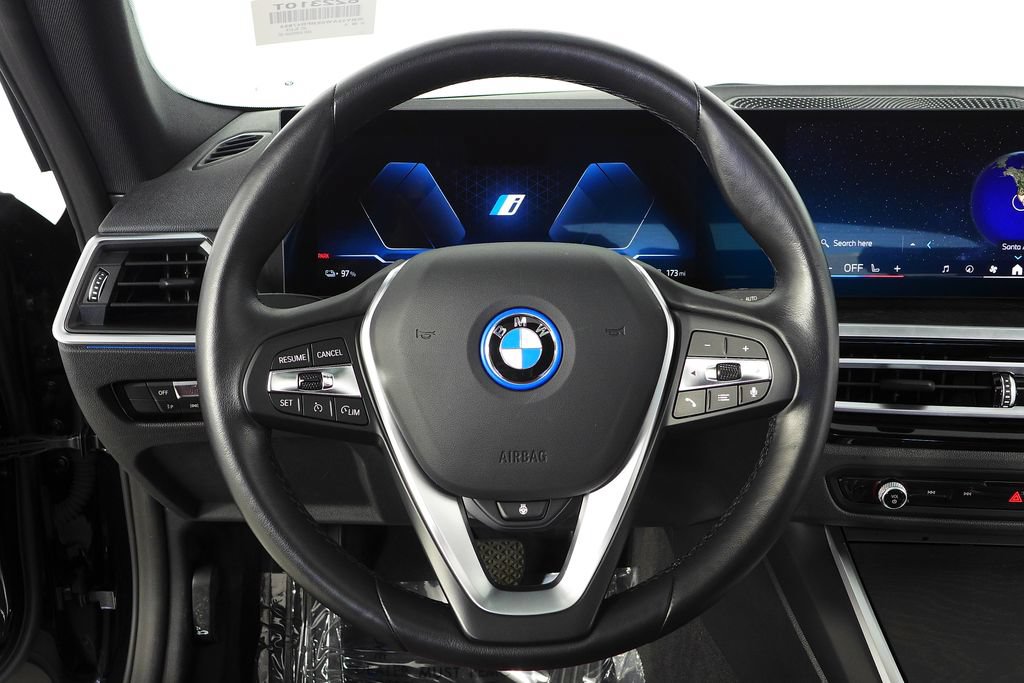 Used 2024 BMW i4 eDrive35 w/ Convenience Package RWD image 27