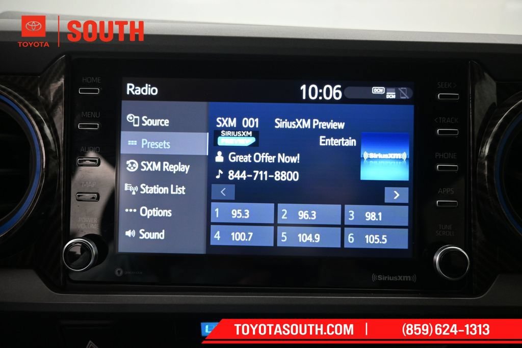 Used 2023 Toyota Tacoma TRD Sport AWD/4WD image 15