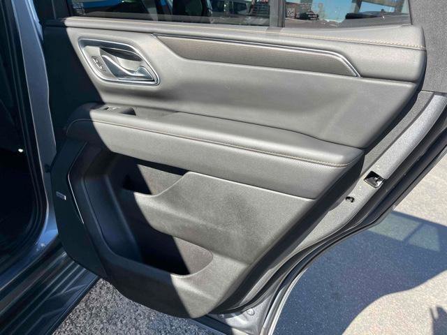 Used 2021 GMC Yukon AT4 w/ Rear Media and Nav Package image 15