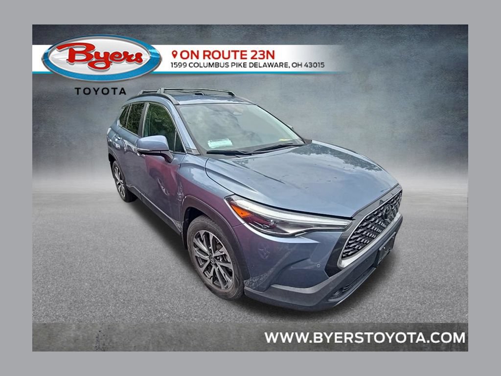 Used 2023 Toyota Corolla Cross XLE w/ Black Badges Package (TMS)