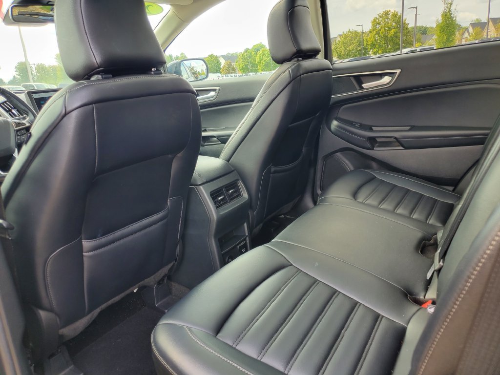 Used 2024 Ford Edge SEL w/ Convenience Package AWD/4WD image 12