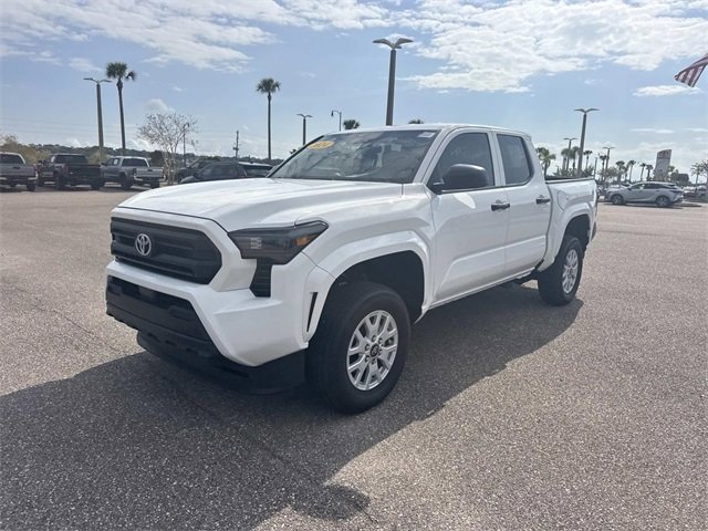 Used 2024 Toyota Tacoma SR image 8