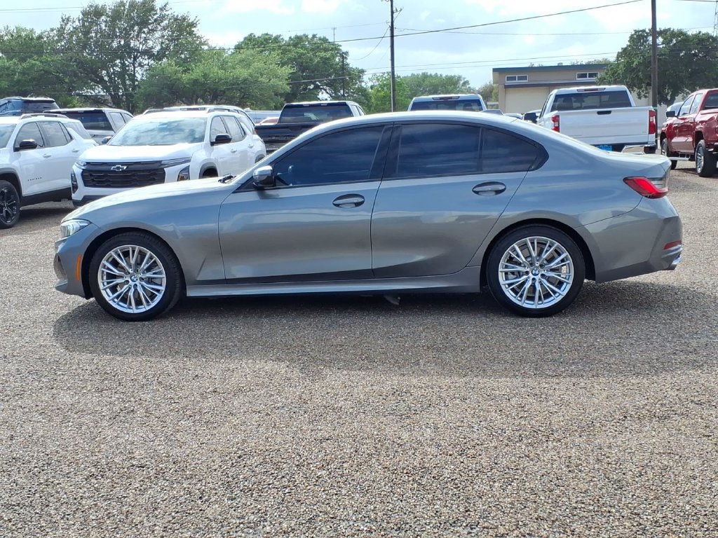 Used 2023 BMW 330i Sedan w/ Driving Assistance Package RWD image 2