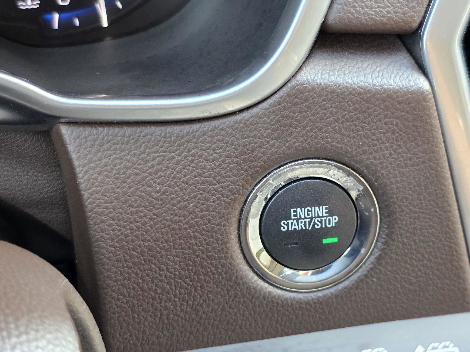 Used 2015 Cadillac SRX Luxury w/ Trailering Package image 16