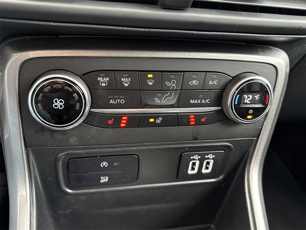 Used 2022 Ford EcoSport SES image 21