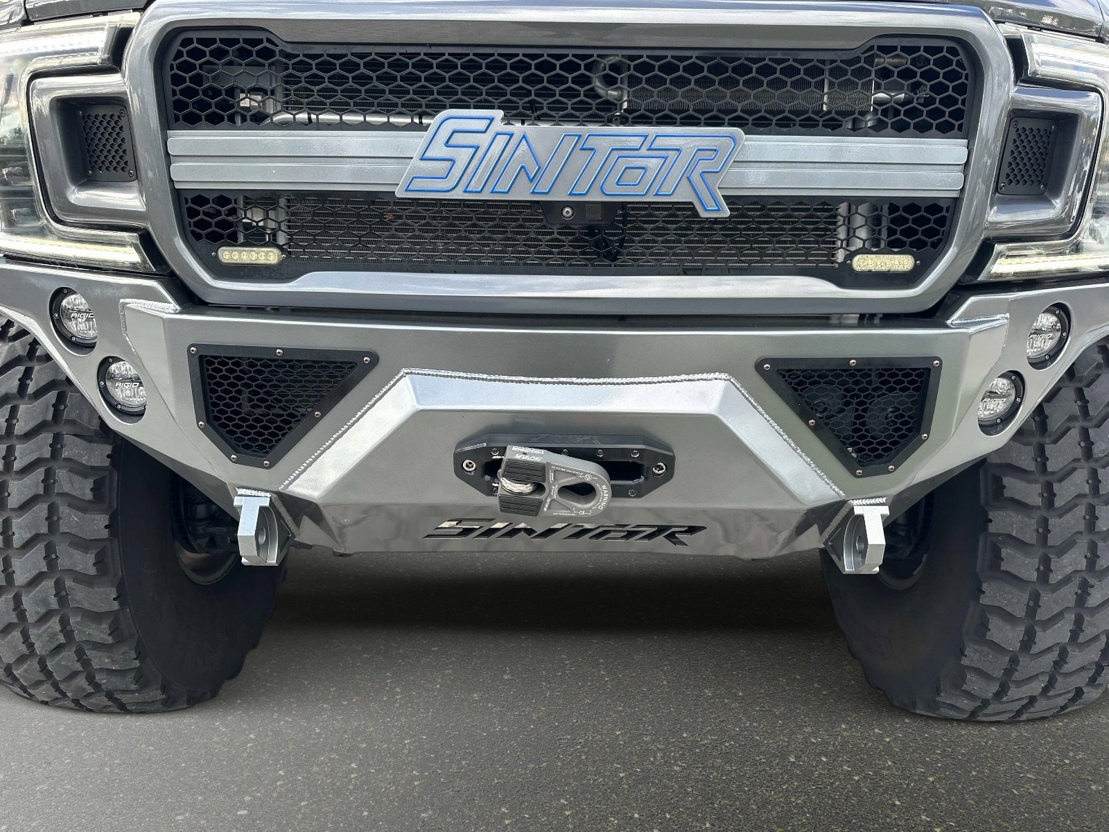 Used 2022 Ford F350 Lariat w/ Lariat Ultimate Package image 10
