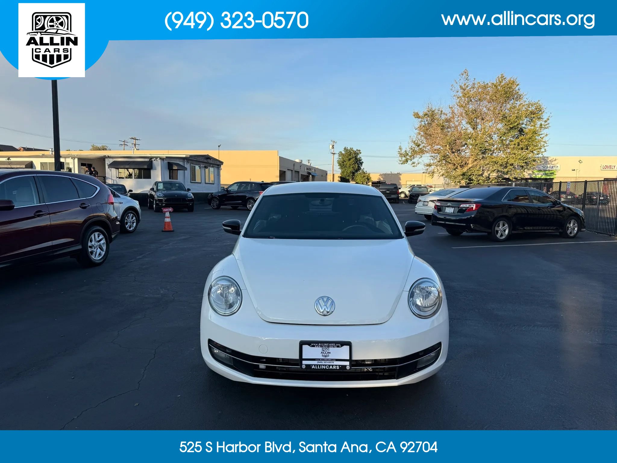 Used 2012 Volkswagen Beetle Turbo FWD image 2