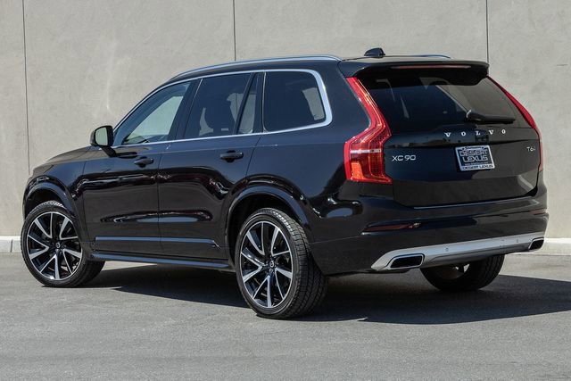 Used 2020 Volvo XC90 T6 Momentum w/ Protection Package Premier AWD/4WD image 3