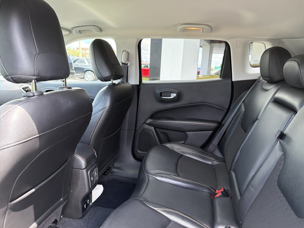 Used 2020 Jeep Compass Latitude w/ Popular Equipment Group FWD image 18