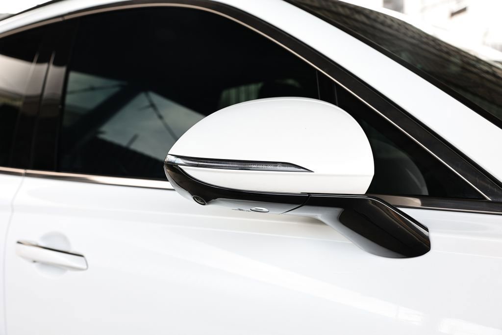 Used 2024 Genesis GV70 3.5T Sport w/ Sport Advanced Package image 12