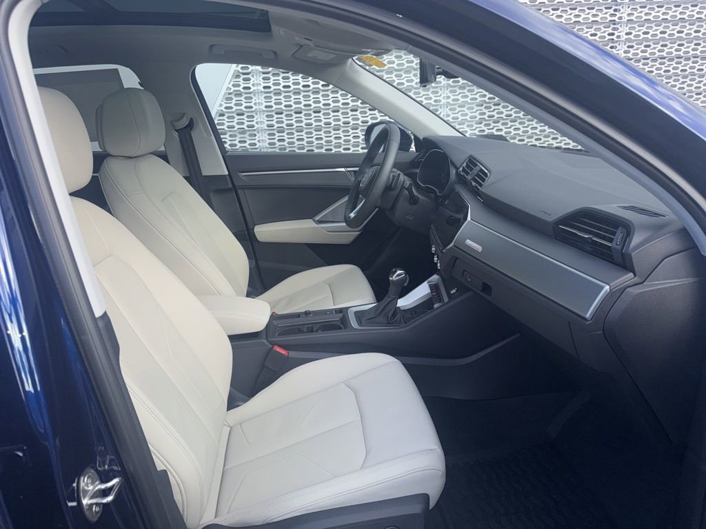 Certified 2025 Audi Q3 2.0T Premium Plus w/ Premium Plus Package AWD/4WD image 5