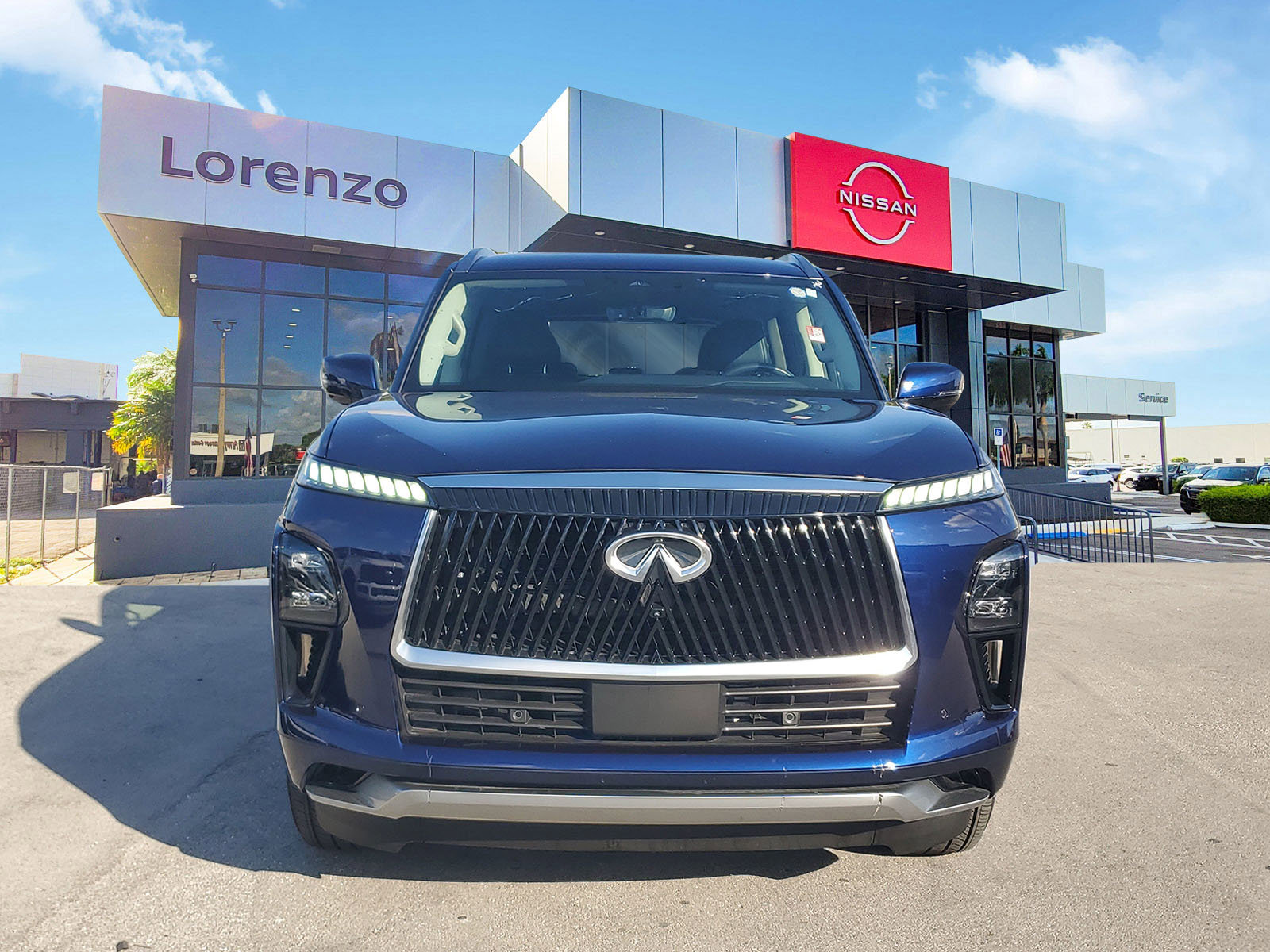 Used 2025 INFINITI QX80 Pure video 2