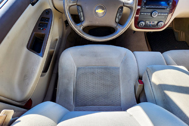 Used 2006 Chevrolet Impala LT w/ Preferred Equipment Group FWD image 17