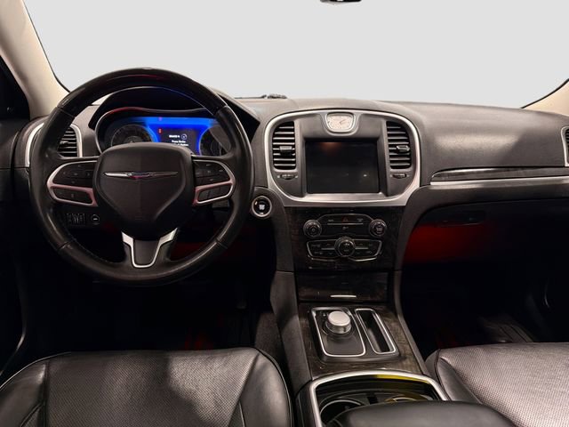 Used 2019 Chrysler 300 Limited image 20