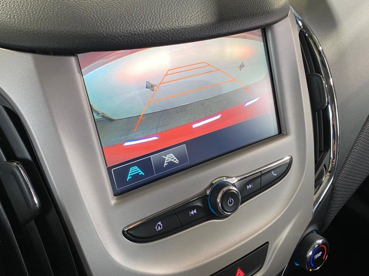 Used 2018 Chevrolet Cruze LS FWD image 24