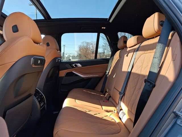 Used 2024 BMW X5 xDrive40i w/ Premium Package image 10