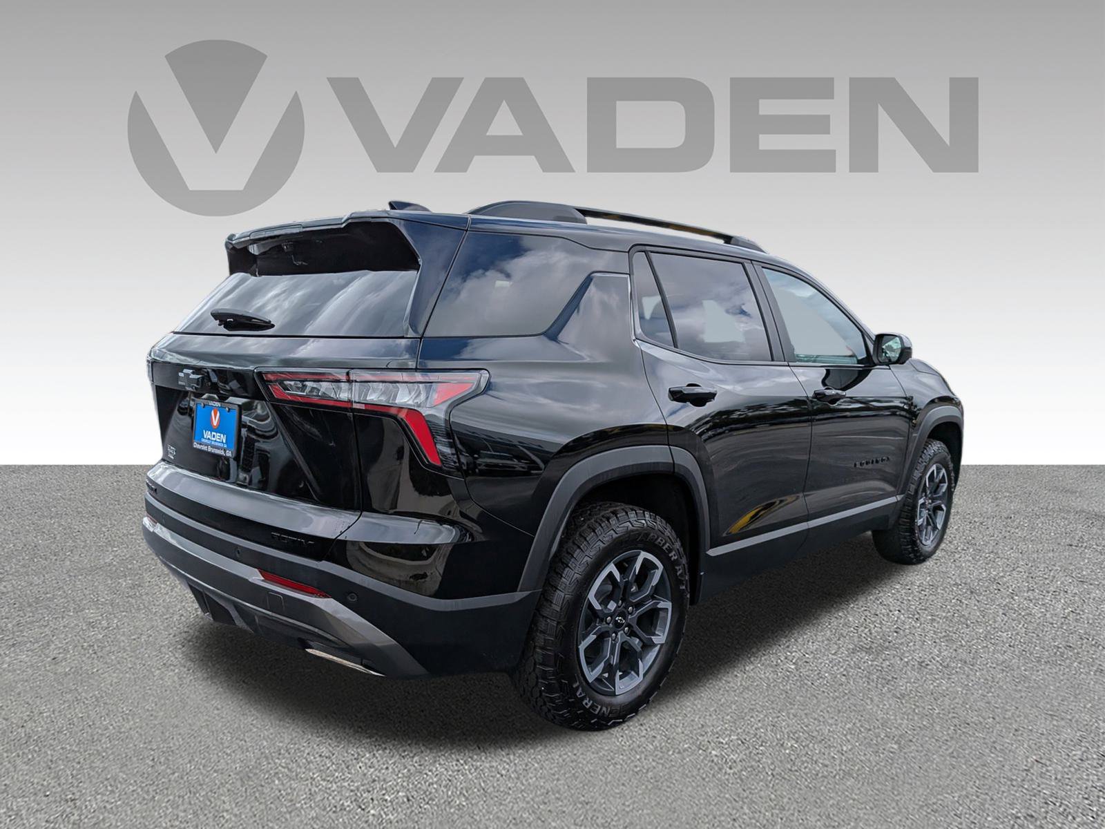 New 2026 Chevrolet Equinox ACTIV w/ Convenience Package III image 26