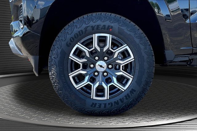 New 2026 Chevrolet Colorado Z71 w/ Technology Package AWD/4WD image 13