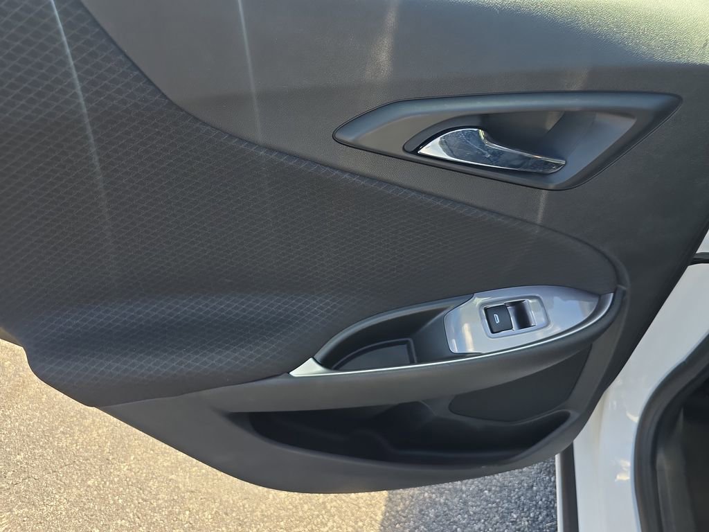 Used 2022 Chevrolet Malibu RS image 12