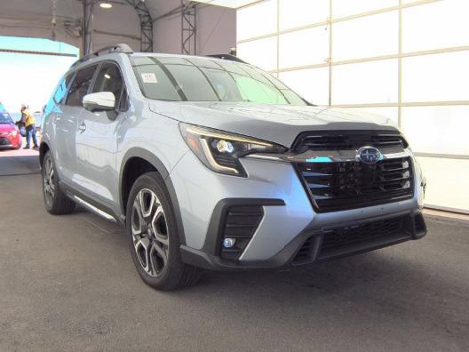 Used 2023 Subaru Ascent Limited w/ Technology Package AWD/4WD video 1