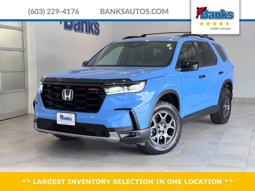 Used 2025 Honda Pilot TrailSport image 1