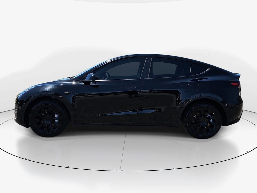 Used 2023 Tesla Model Y Long Range image 9