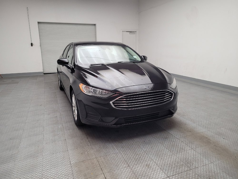 Used 2019 Ford Fusion SE FWD image 14