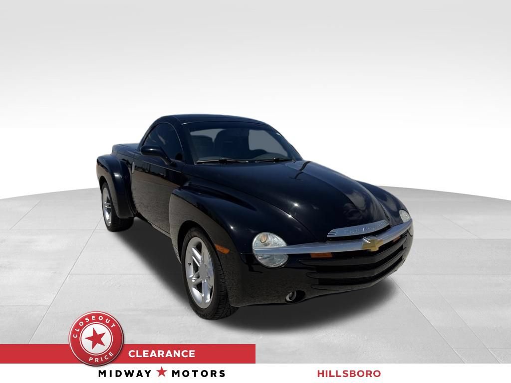 Used 2003 Chevrolet SSR w/ Preferred Equipment Group RWD image 1