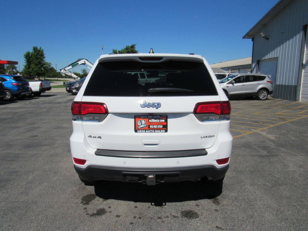 Used 2021 Jeep Grand Cherokee Laredo AWD/4WD image 5
