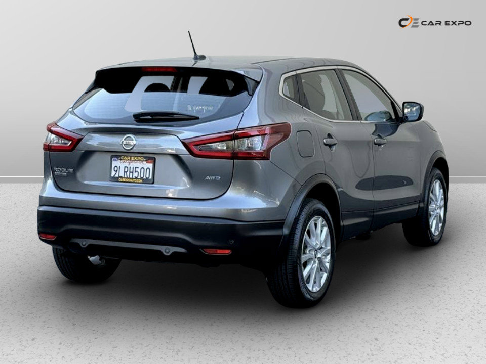 Used 2021 Nissan Rogue Sport S image 7
