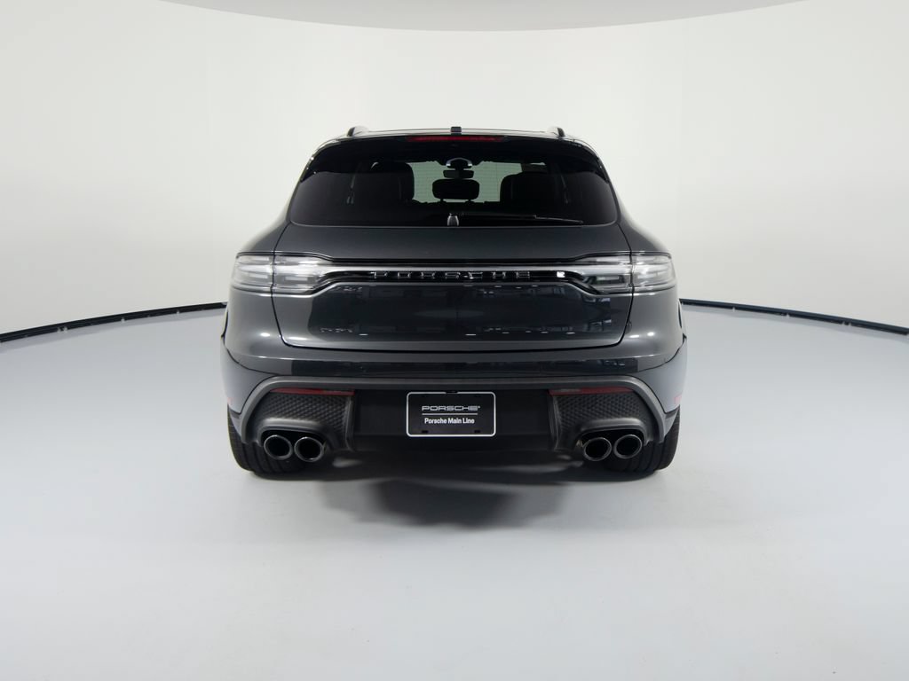 Certified 2026 Porsche Macan AWD/4WD image 9