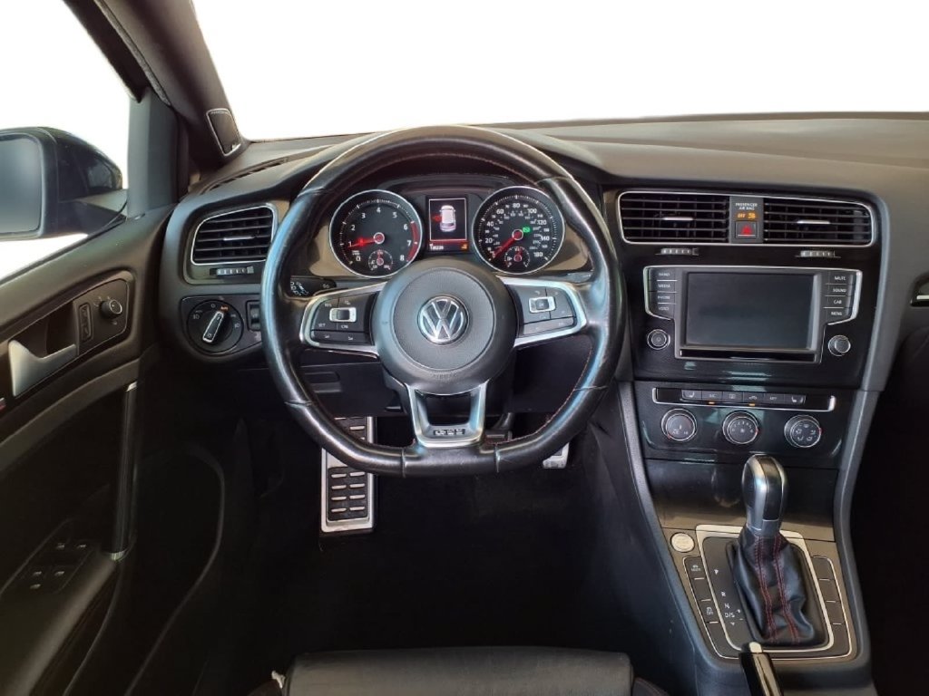 Used 2017 Volkswagen GTI SE FWD image 16
