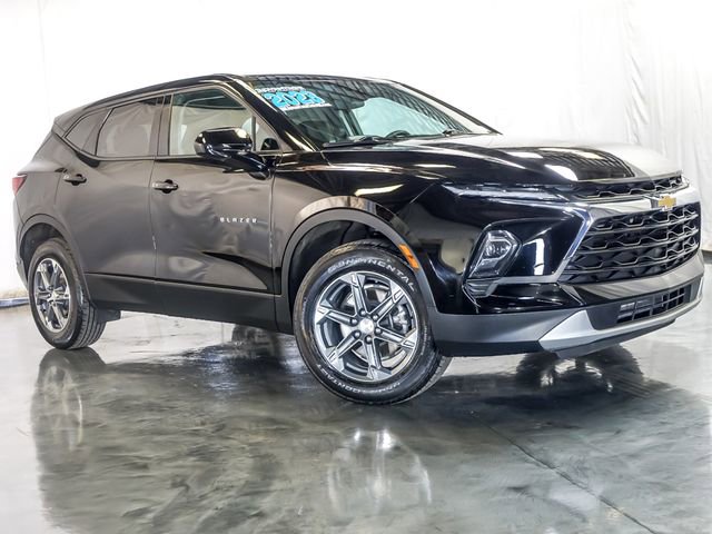 Certified 2023 Chevrolet Blazer LT w/ Driver Confidence Package image 2