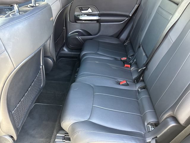 Used 2023 Mercedes-Benz GLB 250 image 19