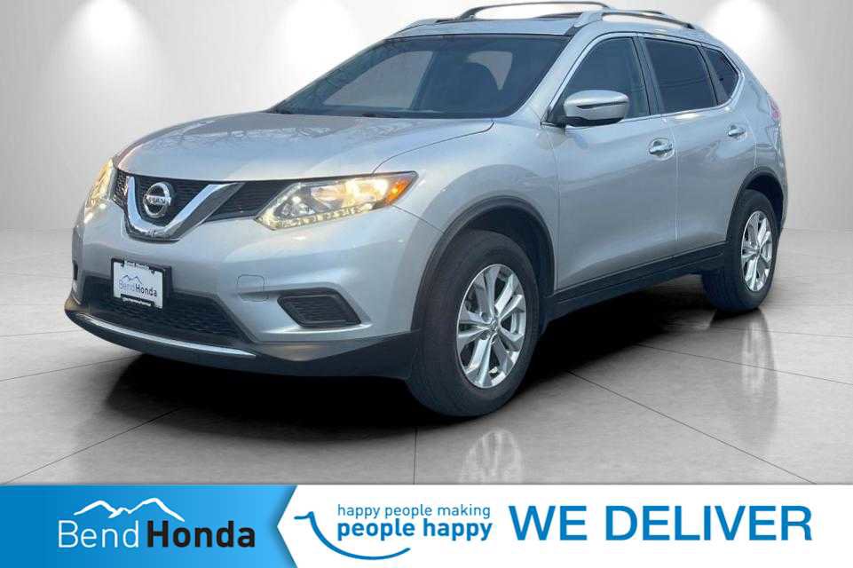Used 2016 Nissan Rogue SV w/ SV Moonroof Package
