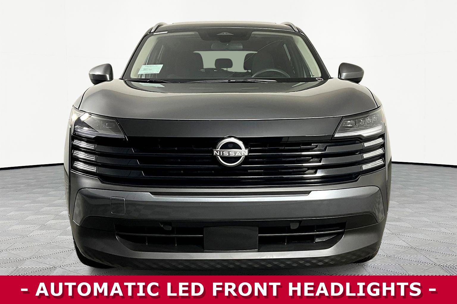 Certified 2025 Nissan Kicks SV w/ SV Premium Package image 2