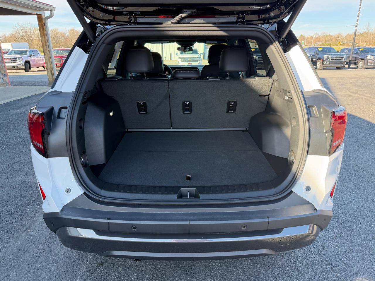 Used 2026 GMC Terrain Elevation w/ Elevation Premium Package image 6