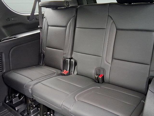 New 2026 GMC Yukon XL Denali w/ Denali Reserve Package image 14
