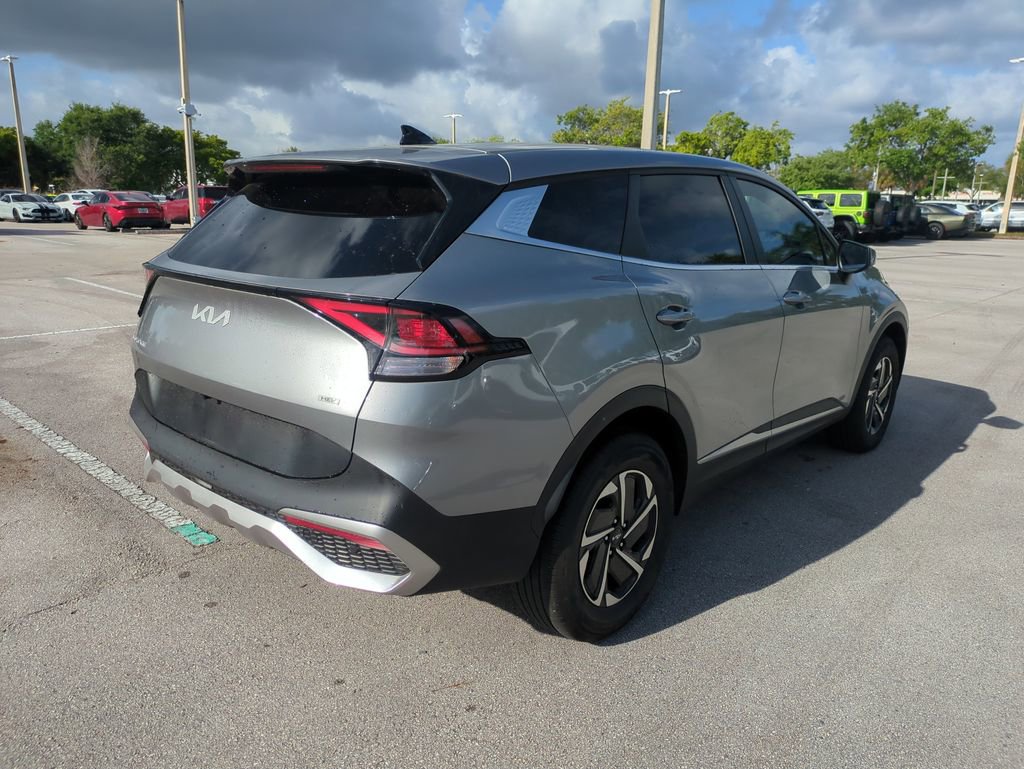 Used 2023 Kia Sportage LX AWD/4WD image 6