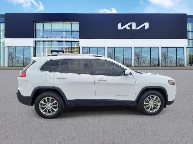 Used 2021 Jeep Cherokee Latitude Lux AWD/4WD image 3