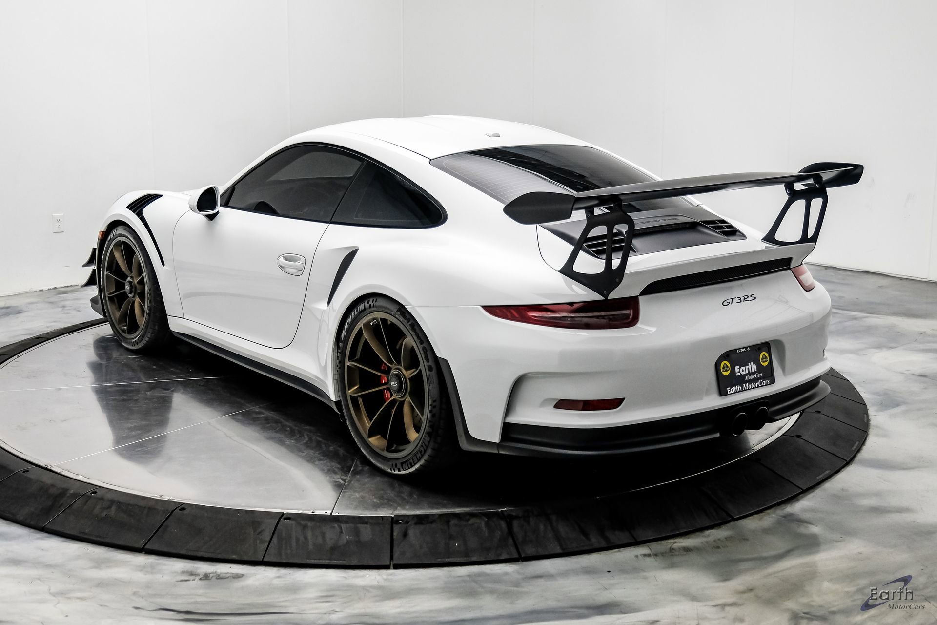 Used 2016 Porsche 911 GT3 RS image 14