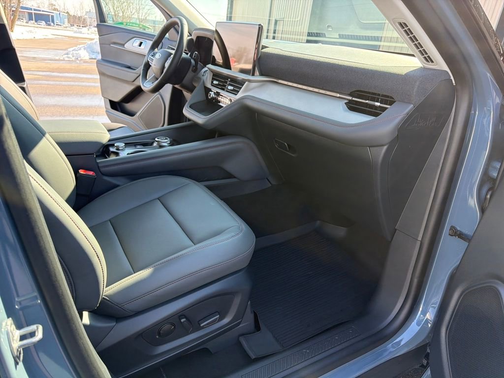 New 2026 Ford Explorer Active image 20