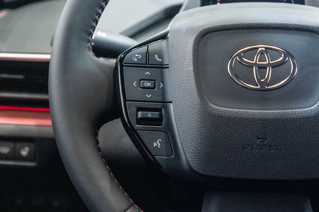 New 2026 Toyota Prius Plug-In Hybrid FWD image 18