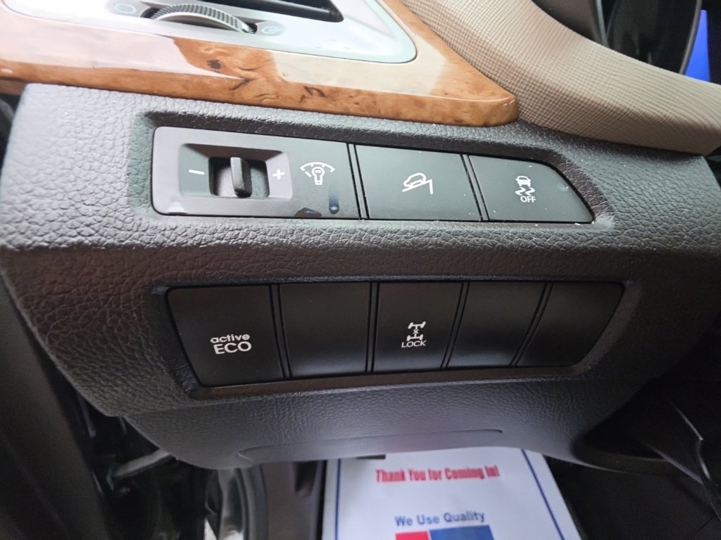 Used 2015 Hyundai Santa Fe Sport w/ Option Group 02 AWD/4WD image 12