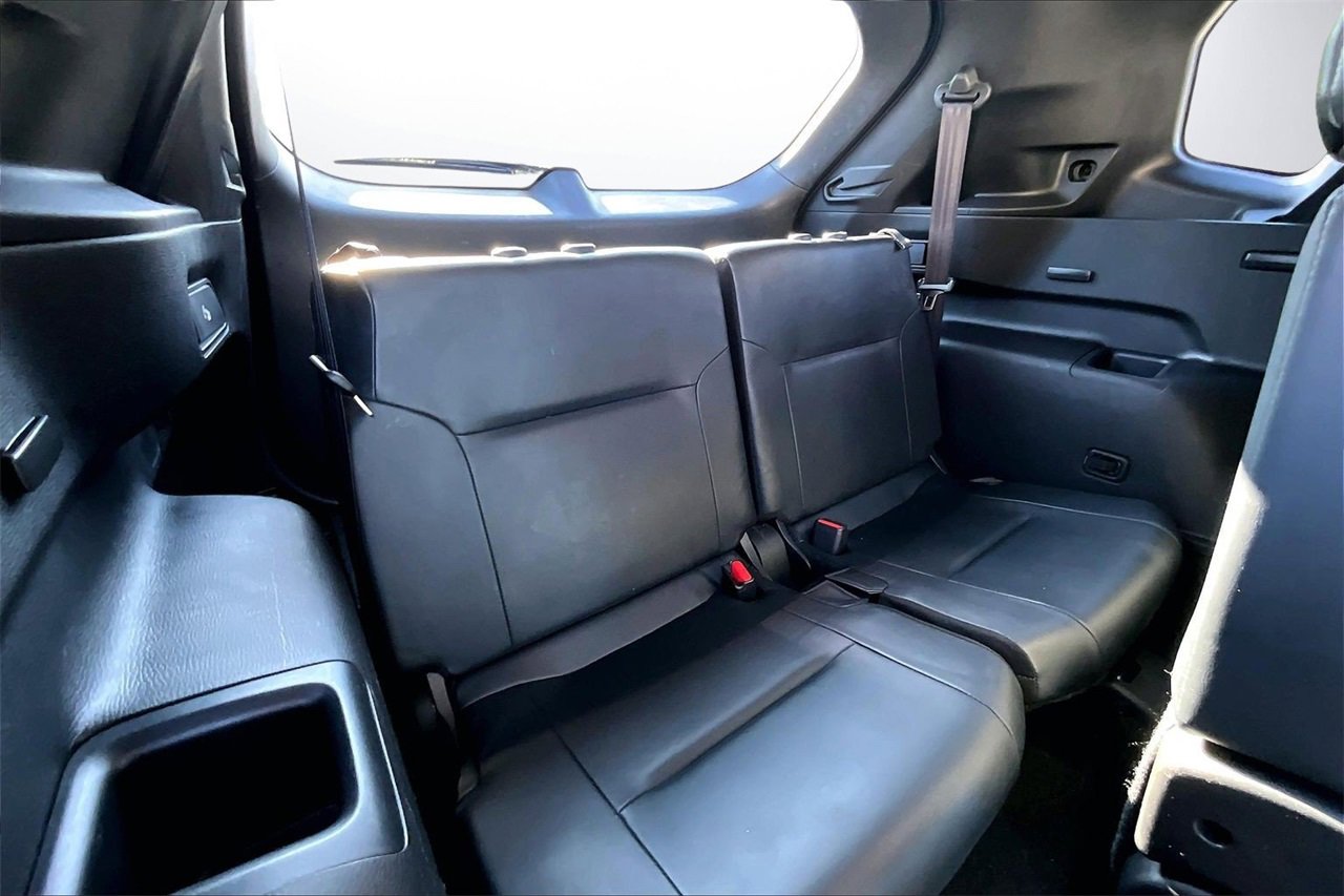 Used 2024 Mitsubishi Outlander SE image 25