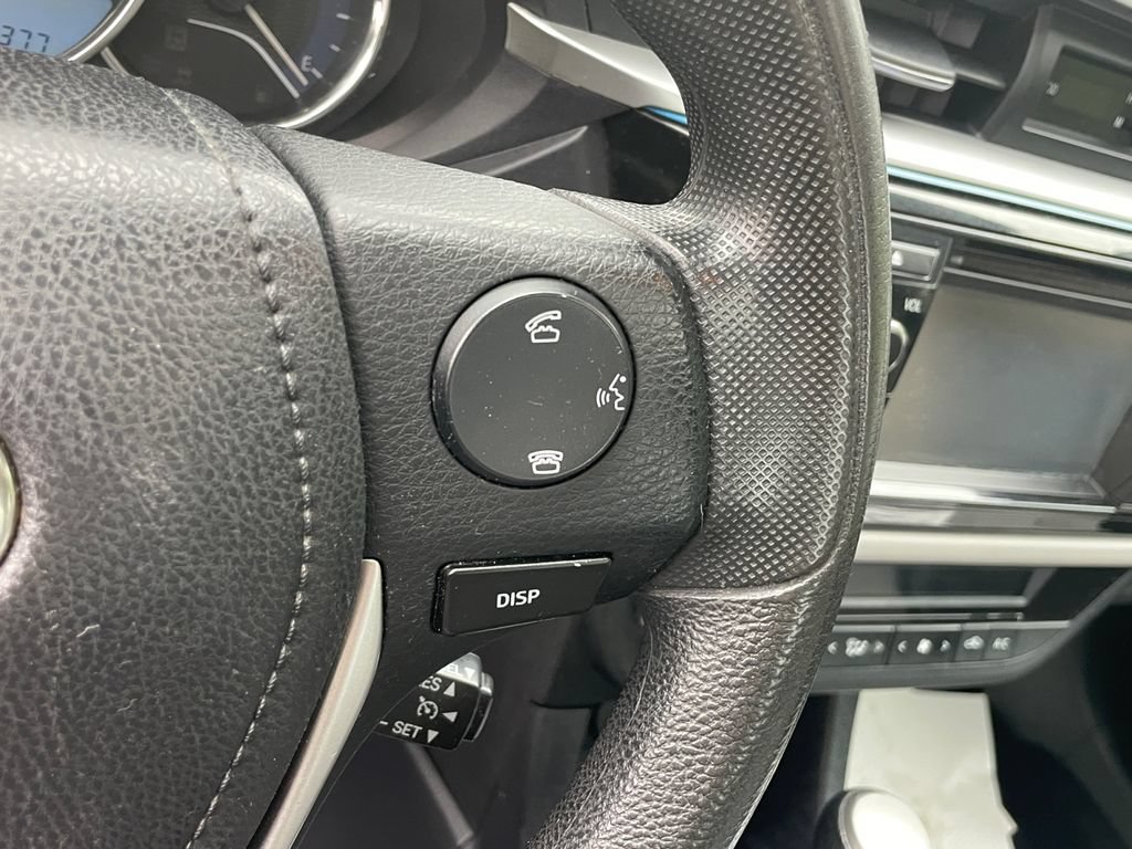 Used 2015 Toyota Corolla LE FWD image 24
