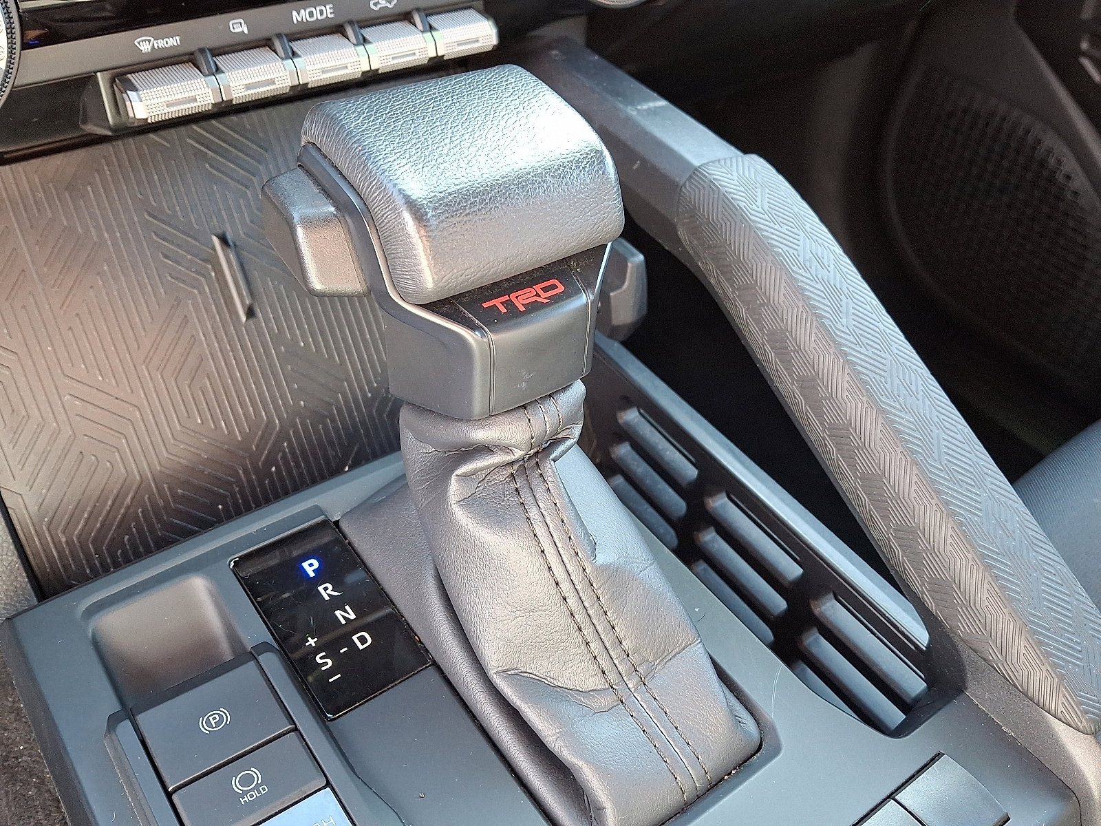 Certified 2024 Toyota Tacoma TRD Off-Road image 15