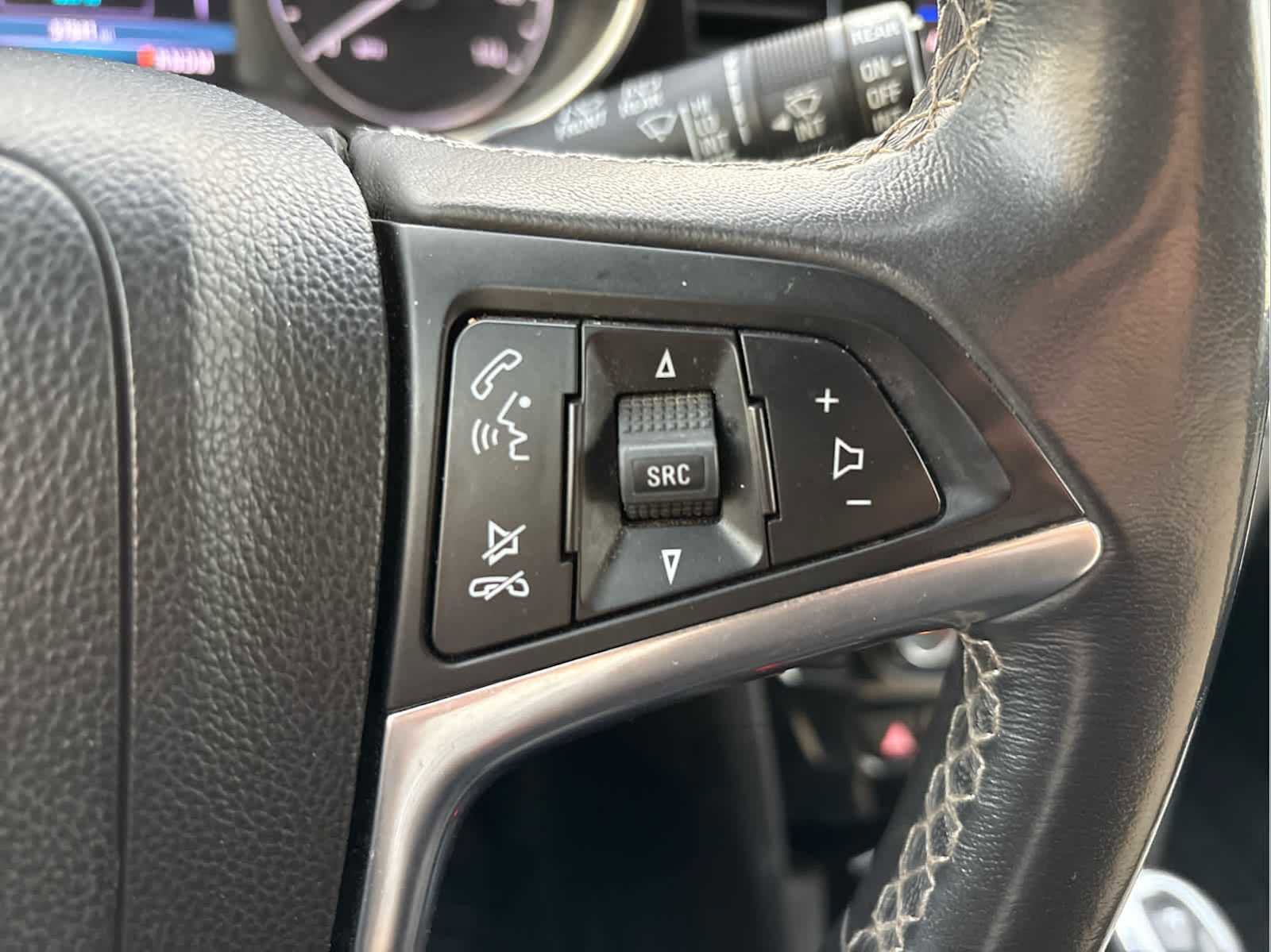 Used 2022 Buick Encore Preferred w/ Safety Package image 26