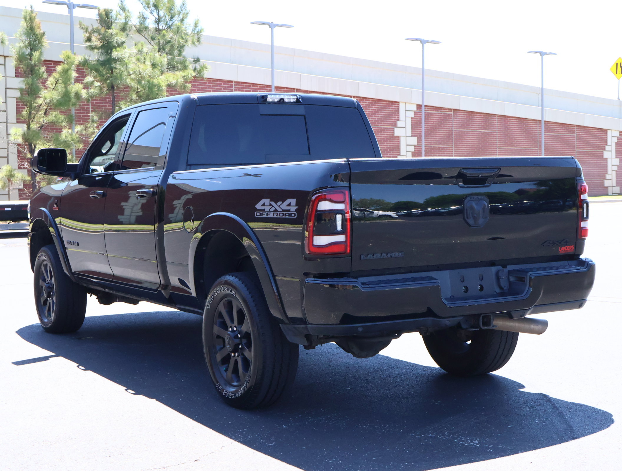 Used 2020 RAM 2500 Laramie w/ Night Edition AWD/4WD image 6