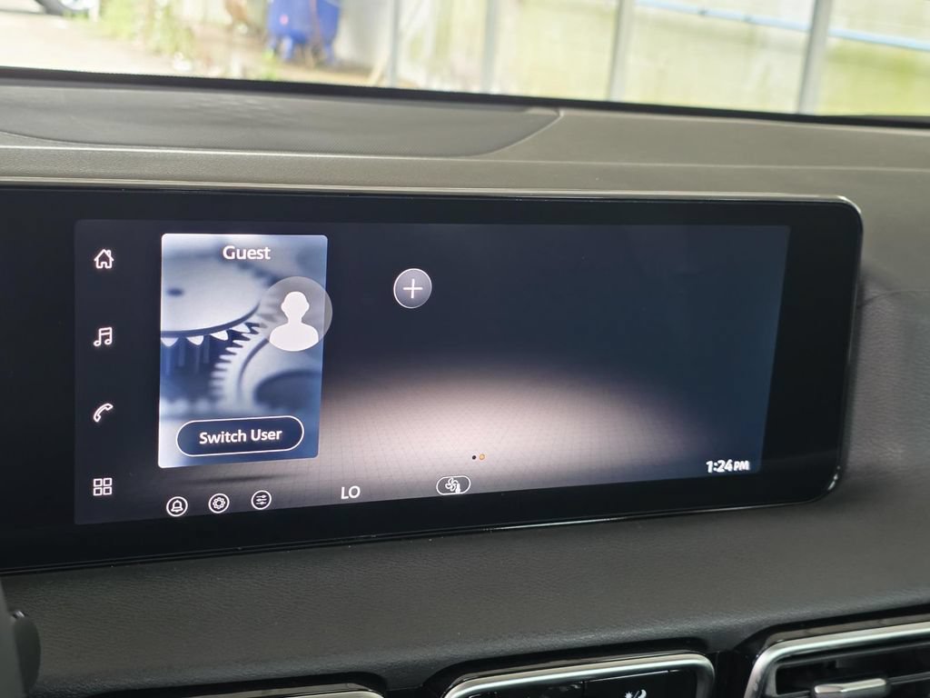 New 2026 Nissan Sentra SR FWD image 14
